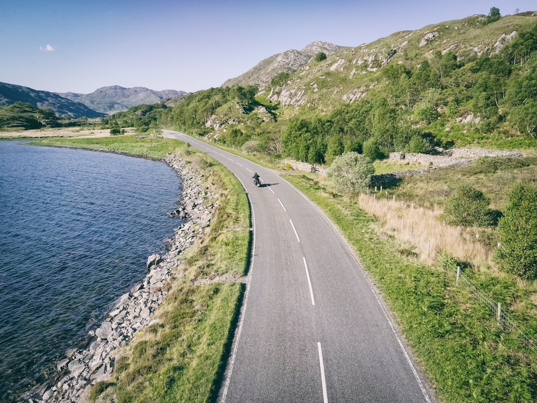 Highlands écossais : châteaux, whisky et route vers Skye